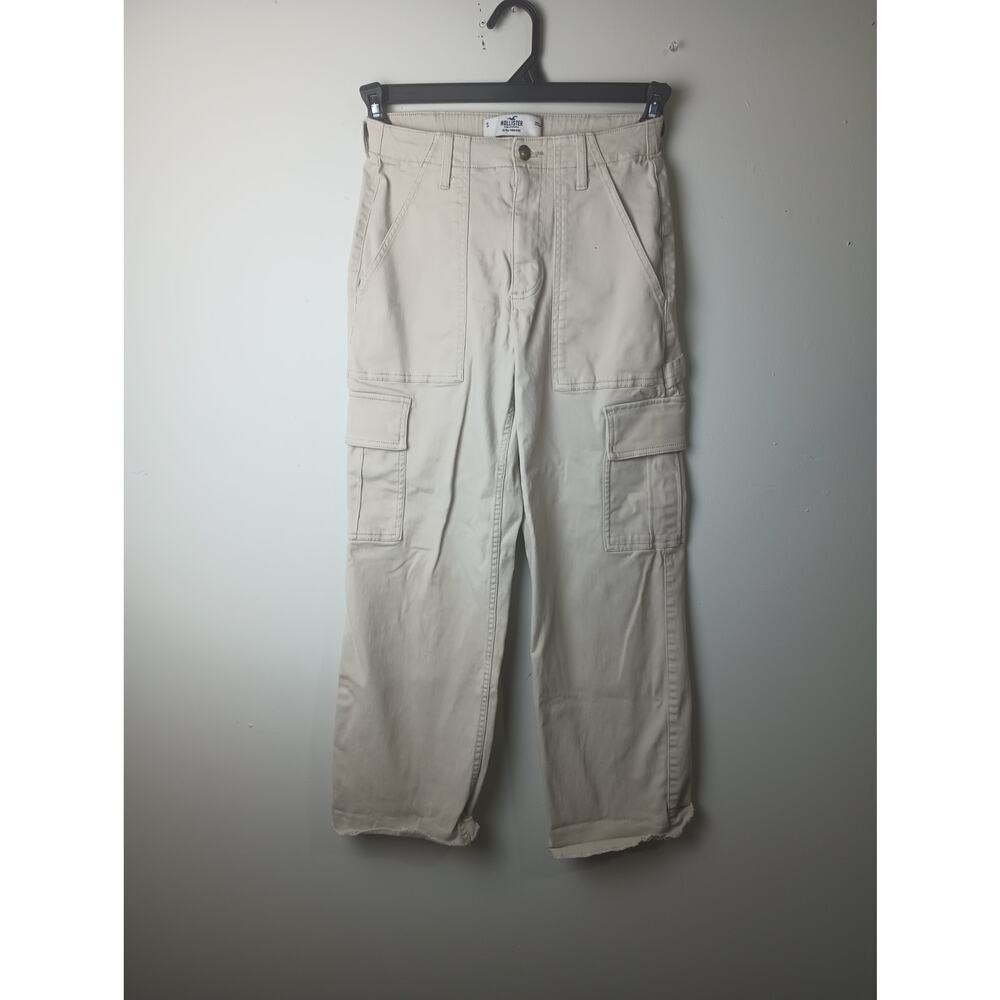 Hollister Women's Small Cream Baggy Cargo Pants Pockets